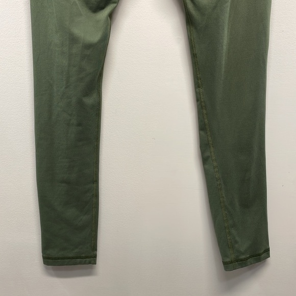 Thinx Moderate Absorbency Activewear Leggings High Rise Pockets Kale Green M - Picture 6 of 15